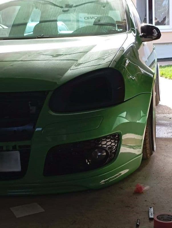 Volkswagen Golf 5 Sportski Zračni Otvor Farova — slika 1 od 3