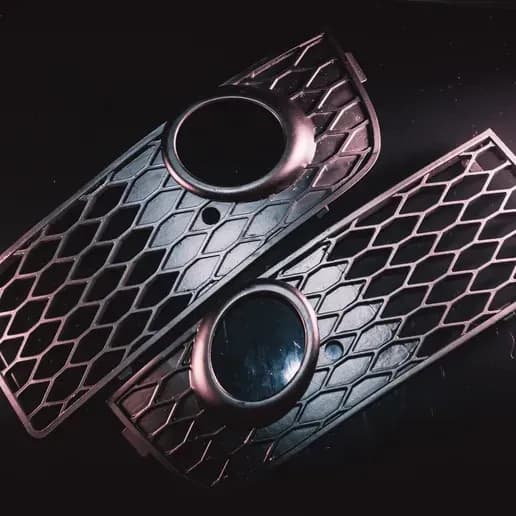 Audi A4 B6 S-line Prednji Branik Rešetka Maglenke (Honeycomb) — slika 4 od 4