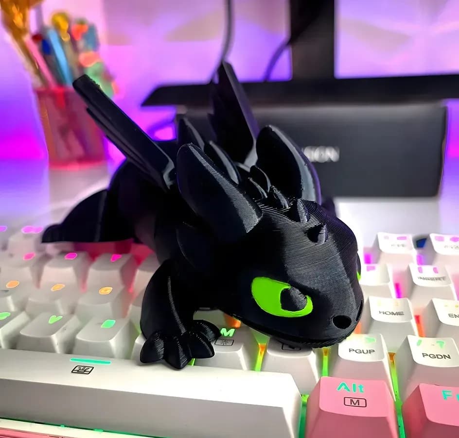 Privjesci za Kljuceve / Articulated Dragon Toothless Night Fury — slika 2 od 3