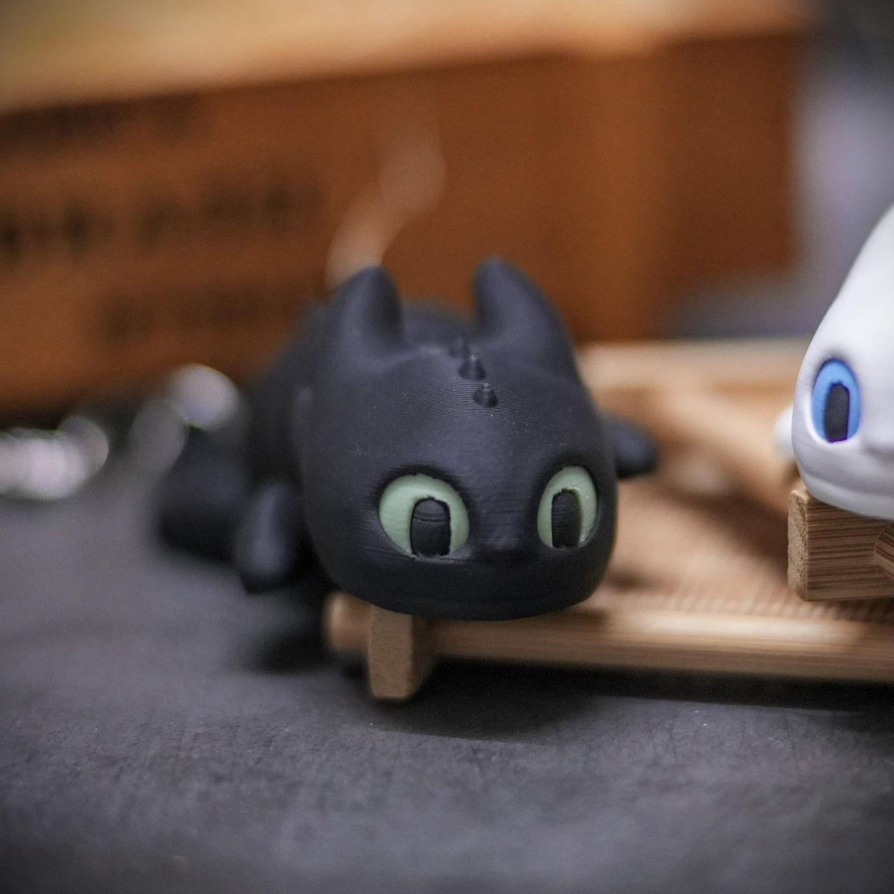 Privjesci za Kljuceve - Toothless i Light Fury — slika 3 od 3