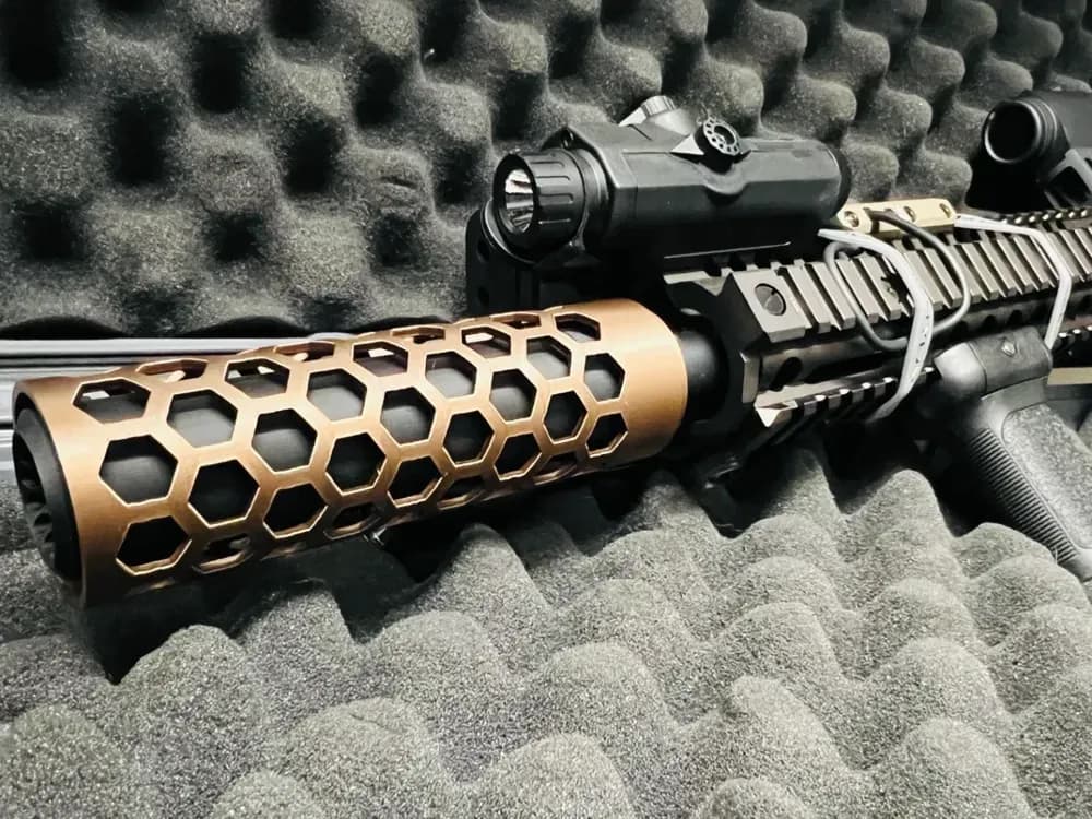 Airsoft Hive Prigušivač 136mm / Silencer / Suppressor — slika 1 od 4