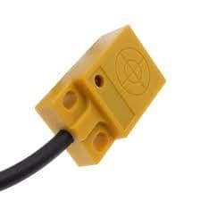 TL-W5MF1 magnetni senzor PNP-NO — slika 1 od 2