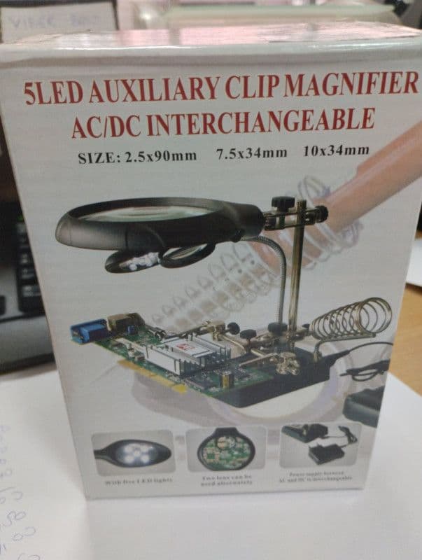 Držač za lemljenje sa lupom i led lampom ZD-126-3 — slika 2 od 2