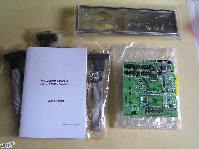 COM port interfejs za Mini-ITX Motherboard — slika 1 od 1