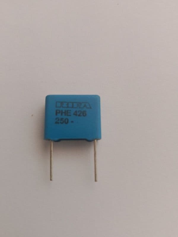 KEMET blok kondenzator 150nF 250V — slika 1 od 2