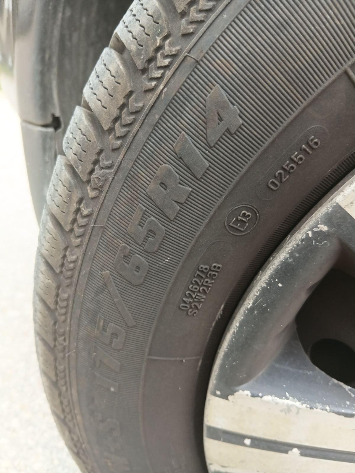 Toyota Yaris — slika 4 od 7