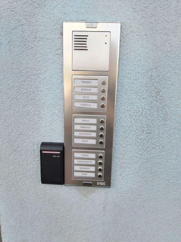 SERVIS I UGRADNJA INTERFONA BANJA LUKA — slika 4 od 4