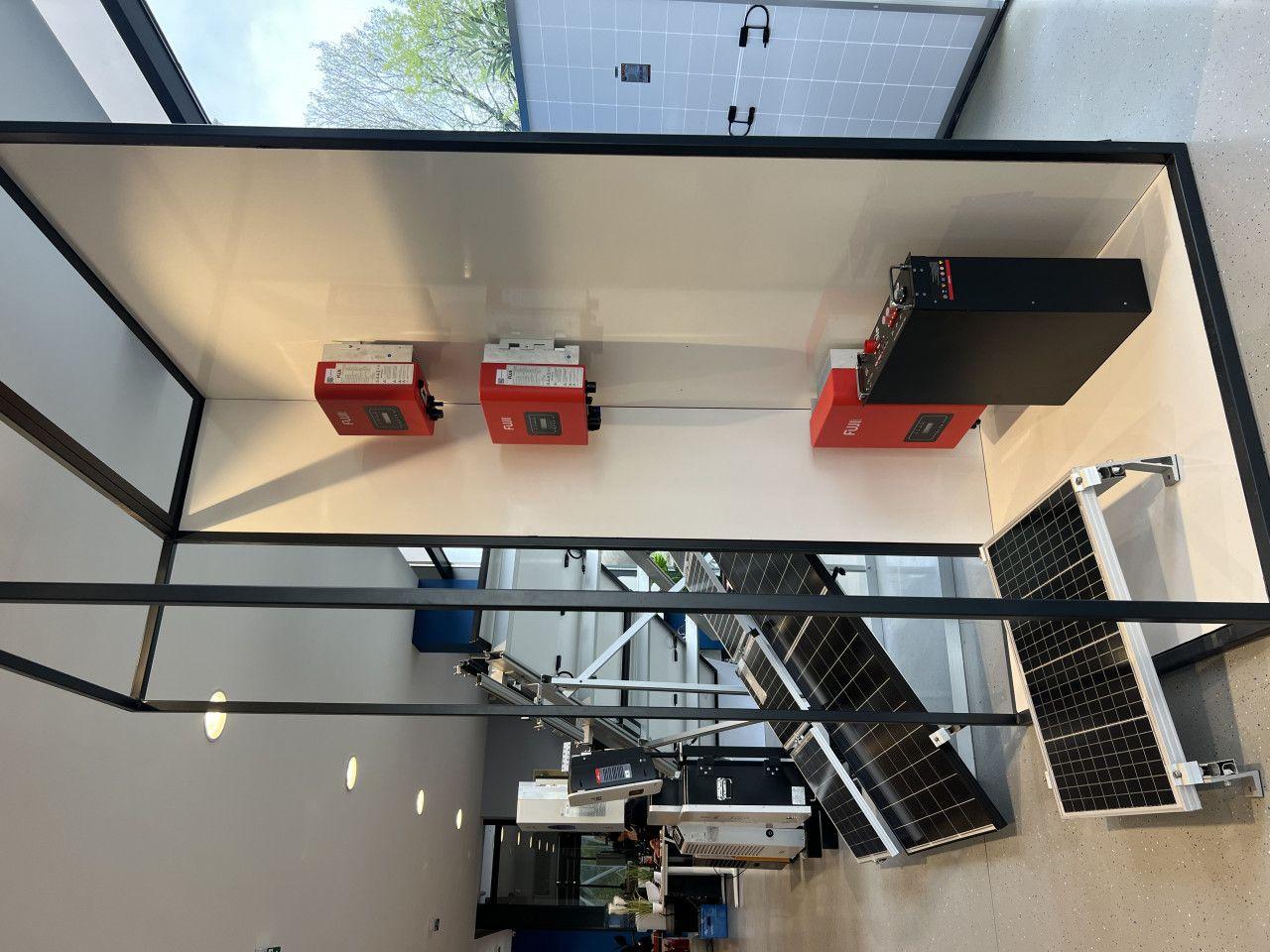 Pretvarač napona 1500W Inverter Solarna Oprema Solarni Paneli — slika 5 od 13