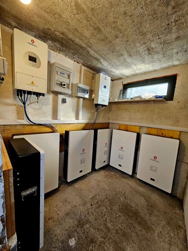 Pretvarač napona 1500W Inverter Solarna Oprema Solarni Paneli — slika 12 od 13