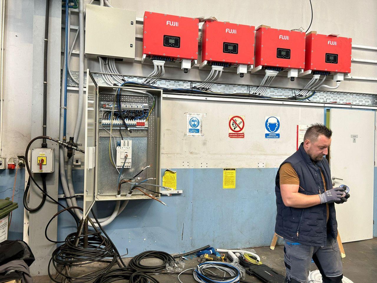 FUJI Solar inverteri Solarne Elektrane www.fuji-solar.com — slika 18 od 20