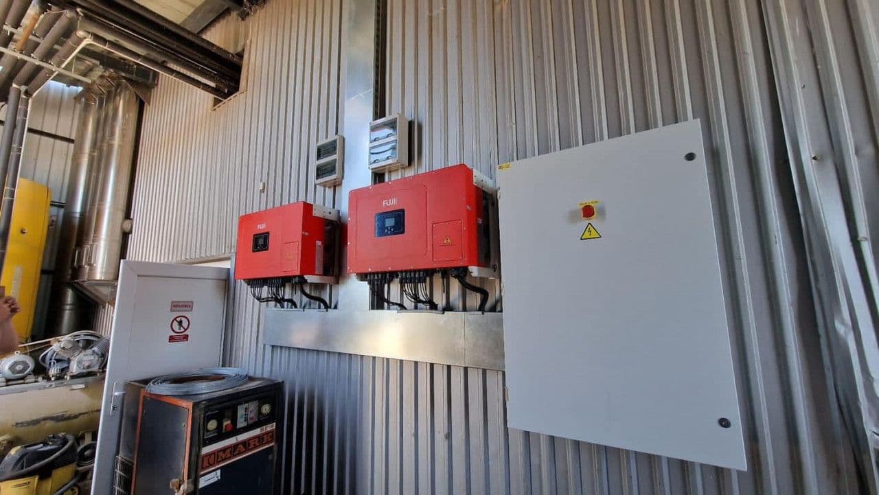 FUJI Solar inverteri Solarne Elektrane www.fuji-solar.com — slika 8 od 20