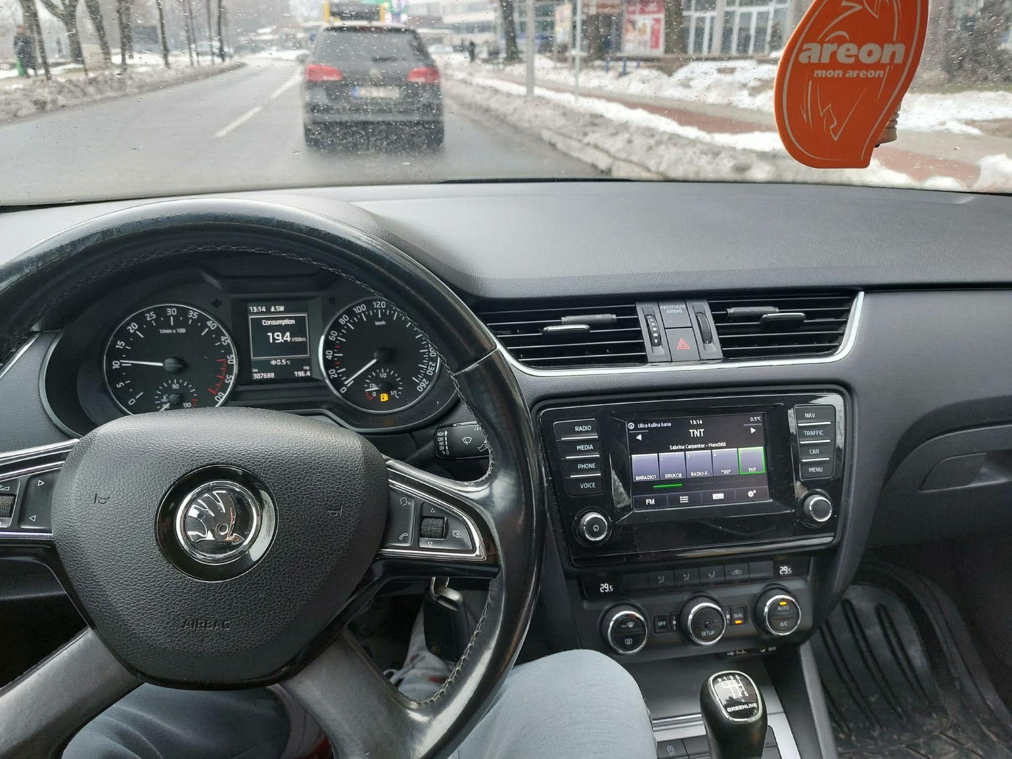 skoda oktavia karavan — slika 4 od 7