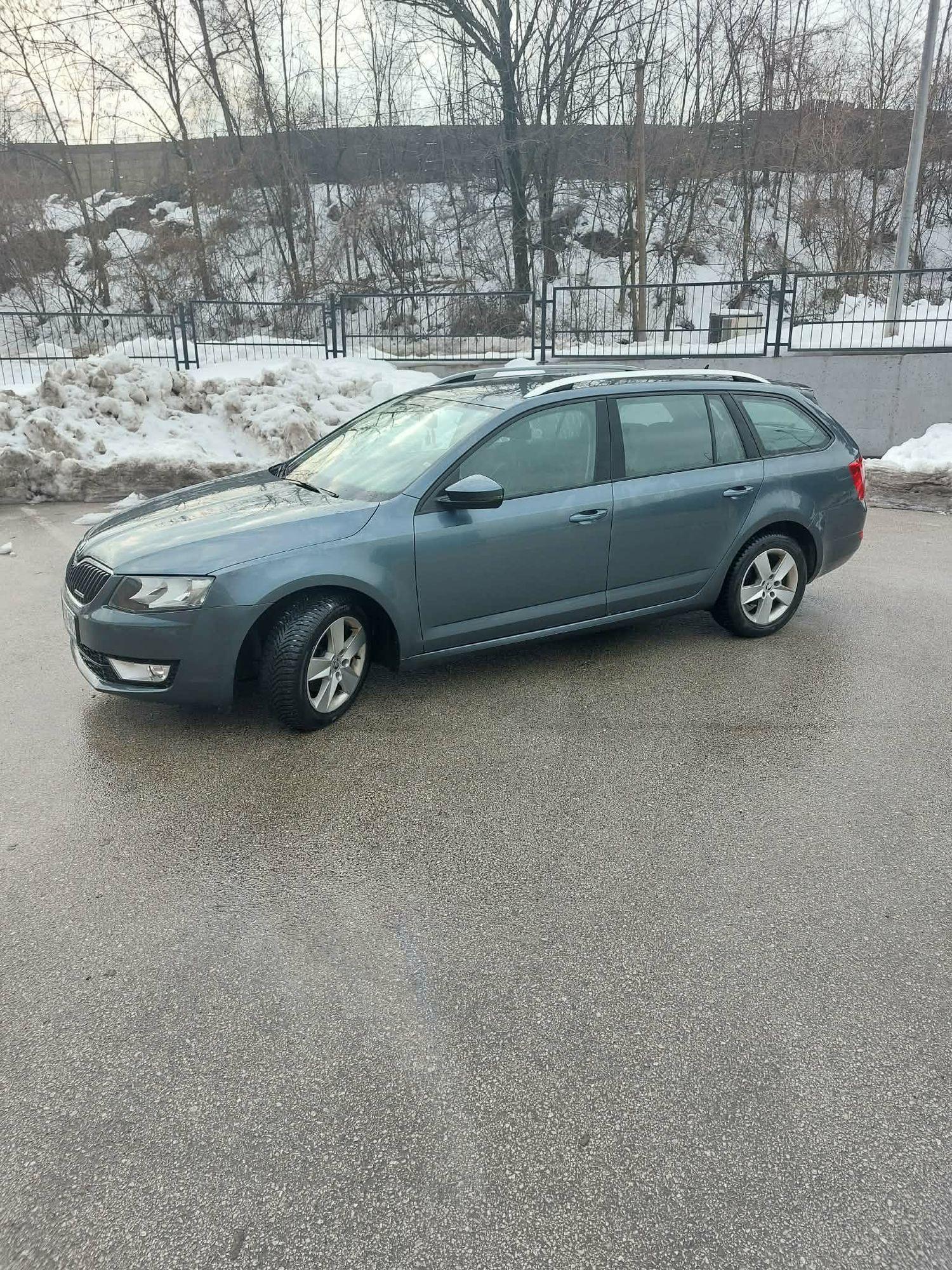 skoda oktavia karavan — slika 1 od 7