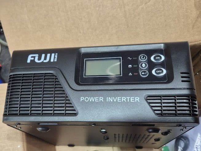 POWER INVERTER FUJI EP20-0312 PRO - 300W PUNJAČ 10A — slika 1 od 1