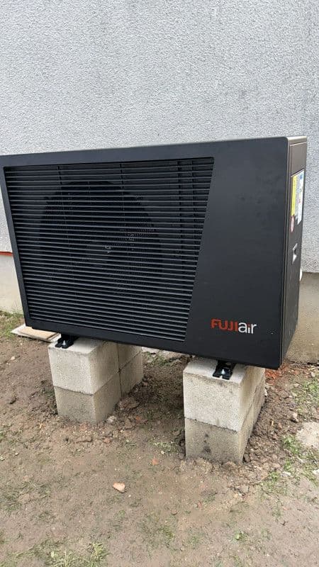 Kamin na pelet 10kW Peći Šporeti Kamini na drva i pelet — slika 3 od 7