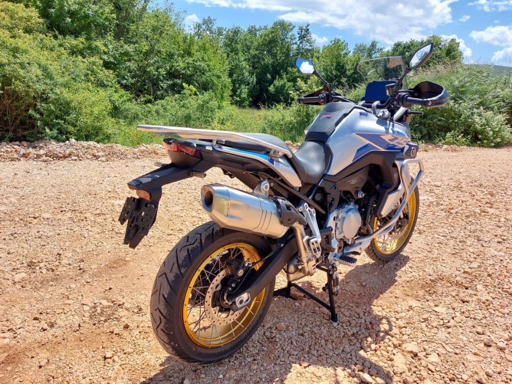 VOGE 900 DSX MOTO MOTOR BMW GS — slika 11 od 20