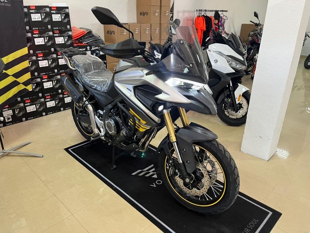 VOGE 525 DSX MOTO MOTOR BMW GS — slika 16 od 20