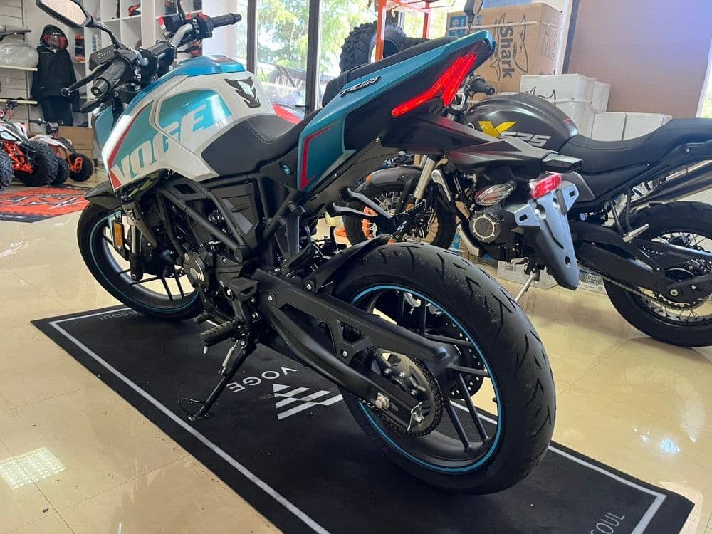 VOGE R 125 MOTO MOTOR — slika 5 od 7