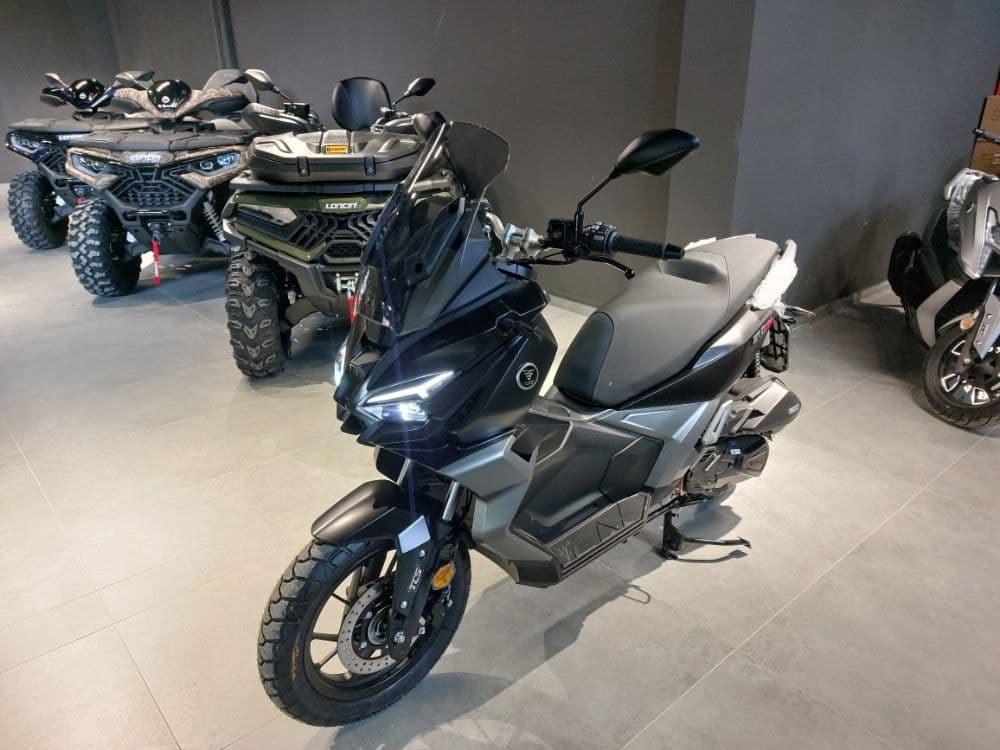 VOGE SR1 ADV 125 SKUTER MOTOR Piaggio Yamaha — slika 7 od 20