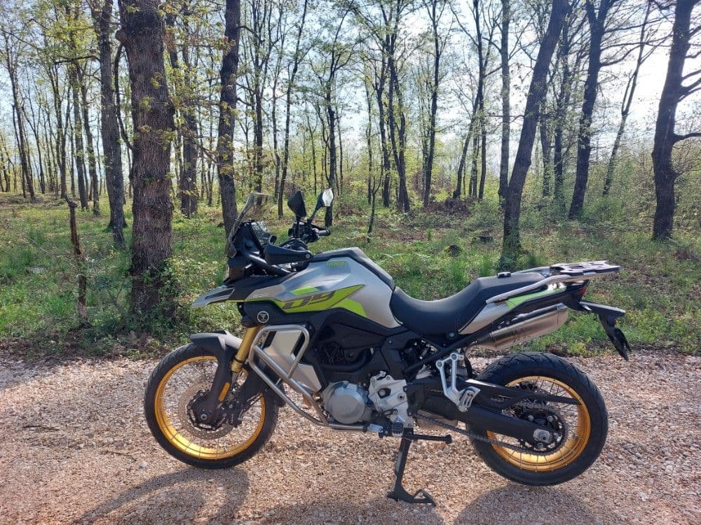 VOGE 900 DSX MOTO MOTOR BMW GS — slika 8 od 17