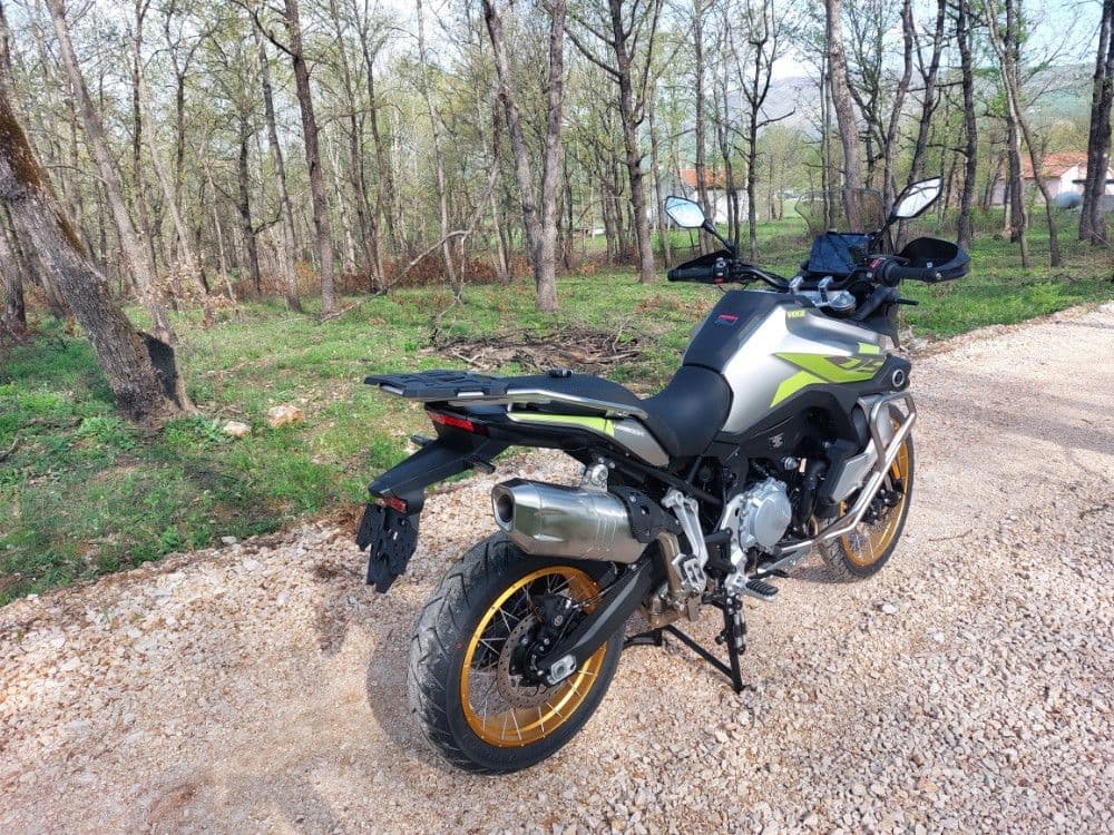 VOGE 900 DSX MOTO MOTOR BMW GS — slika 5 od 17