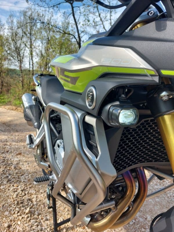 VOGE 900 DSX MOTO MOTOR BMW GS — slika 15 od 17