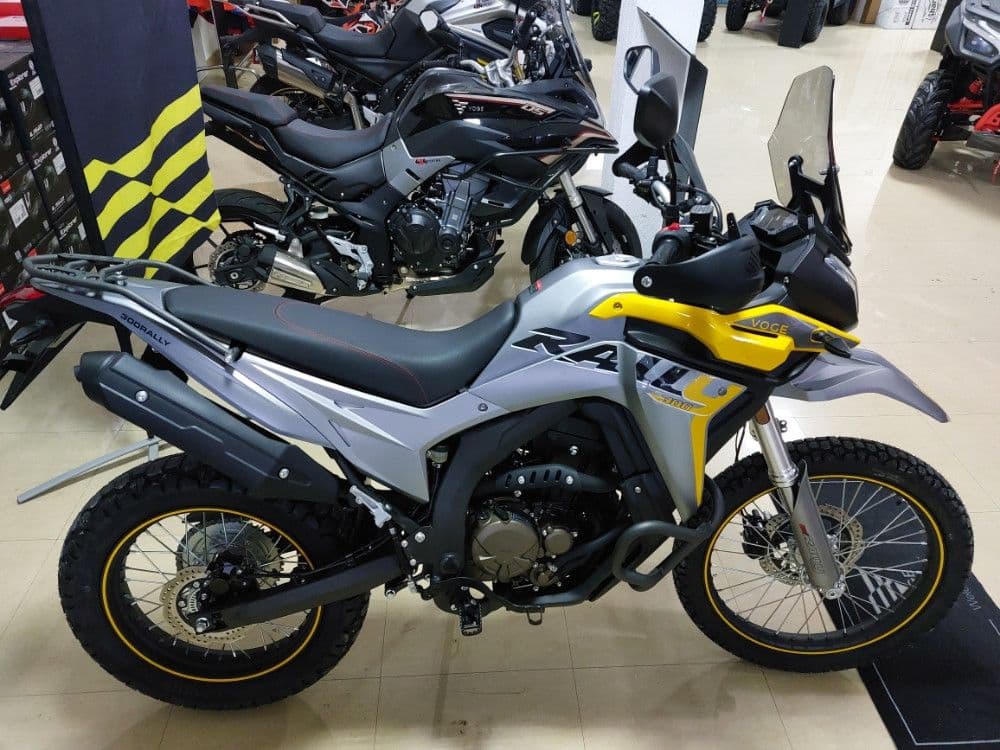 VOGE 300 Rally MOTO MOTOR  CROSS KTM — slika 10 od 20