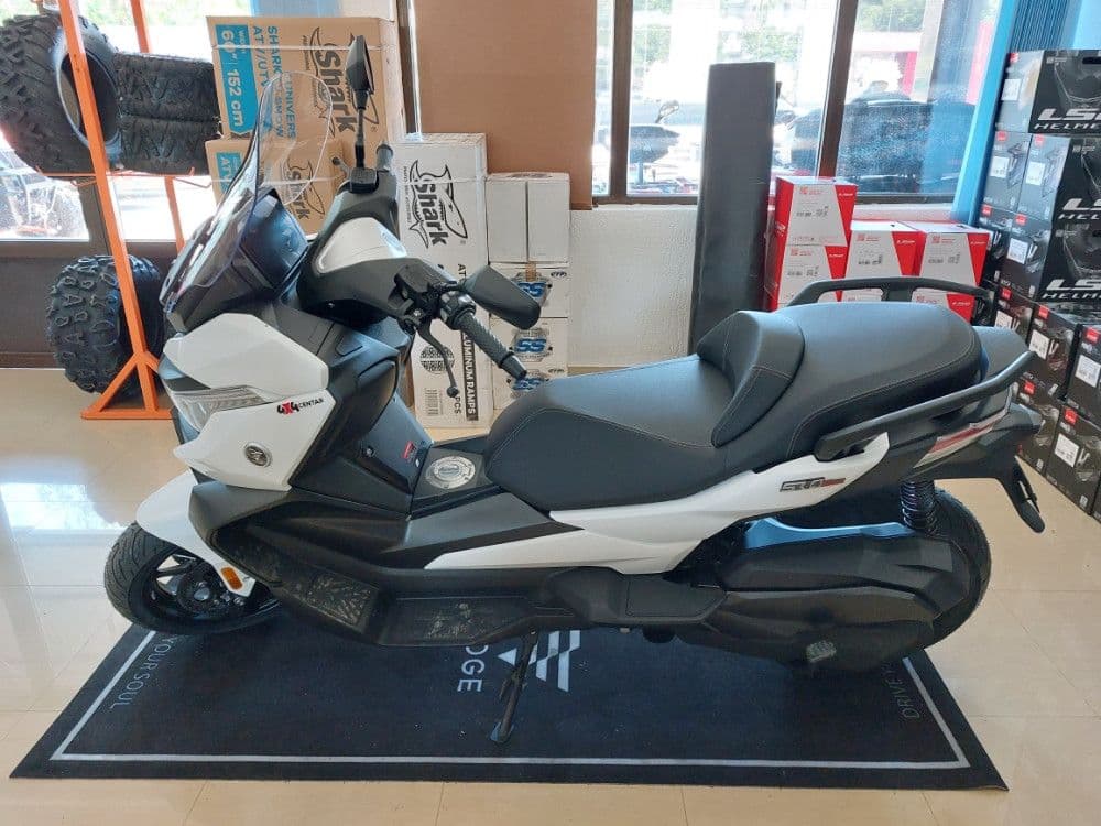VOGE SR4 MAX 400 SKUTER MOTOR MOTO — slika 3 od 20