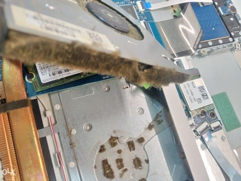 DeLL Laptop Dell dijelovi servis racunara — slika 5 od 6