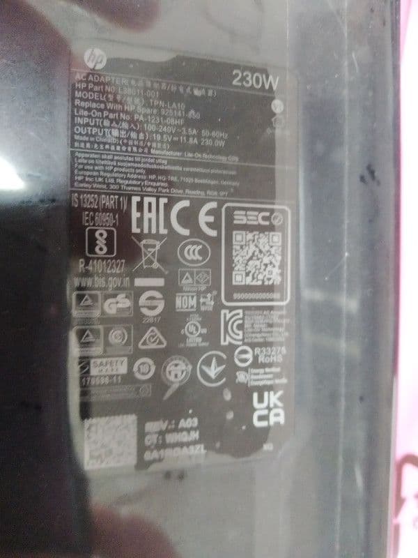 HP adapter punjac 230 Omen EliteBook  ZBook — slika 2 od 3