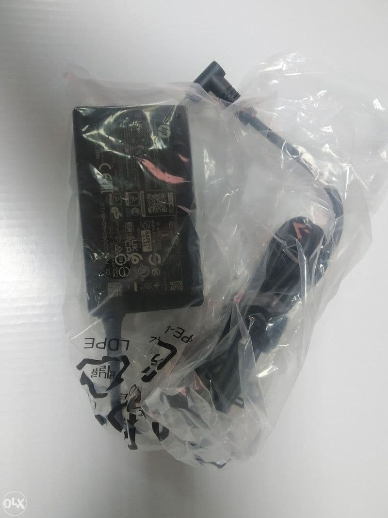 HP  Dell Lenovo Acer Toshiba adapter punjac 65 wati — slika 2 od 3
