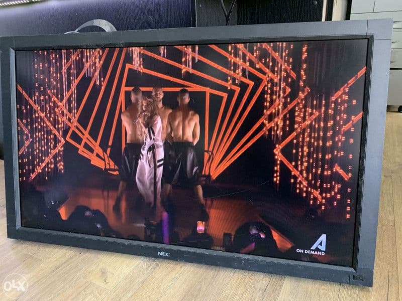 Monitor Nec 46 inch full HD 117cm — slika 2 od 7