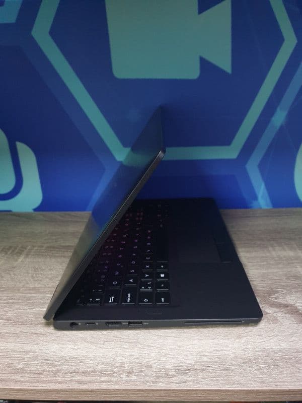 DELL LATITUDE 5300 8gen. 2u1 laptop/tablet. — slika 3 od 5