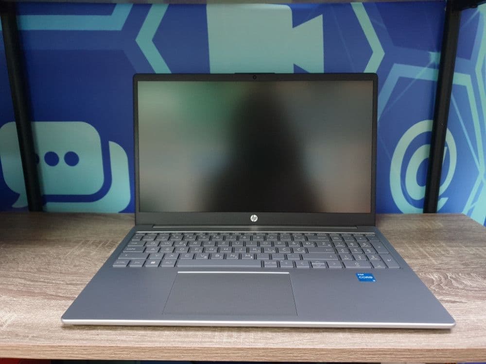 HP 15-fd0101nm — slika 1 od 4