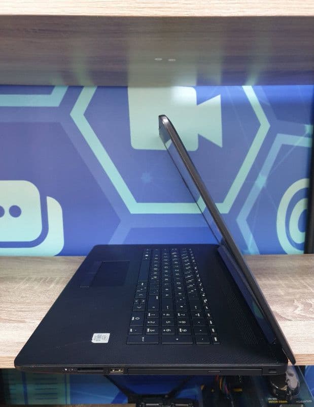 HP 17" — slika 4 od 4