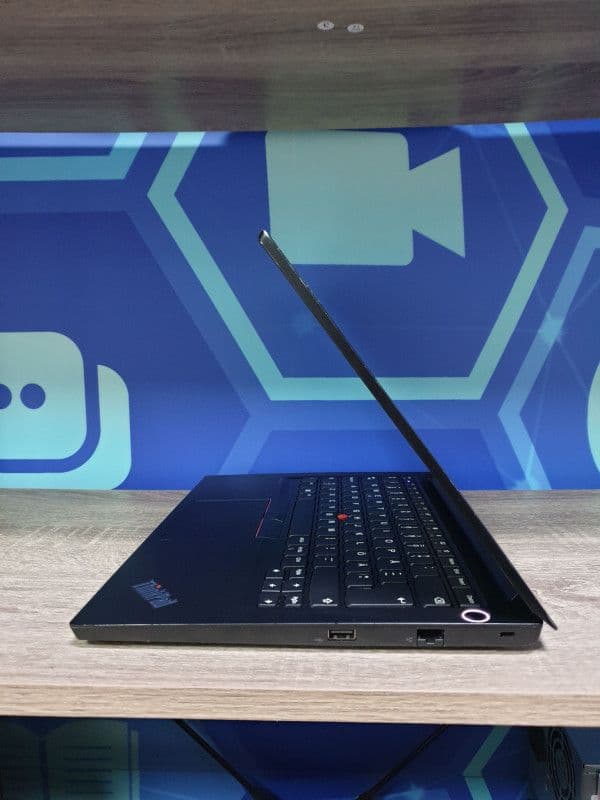 LENOVO E14 G1 — slika 4 od 4