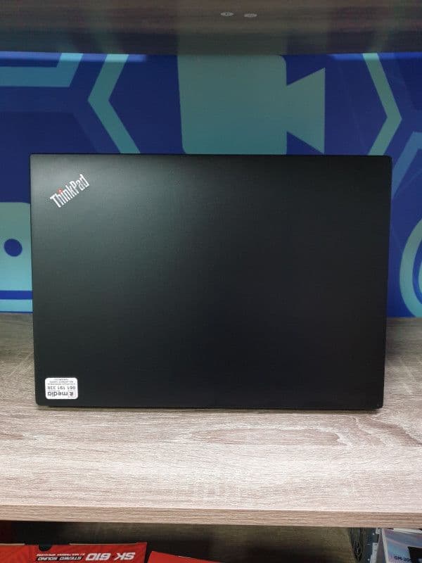 LENOVO E14 G1 — slika 3 od 4