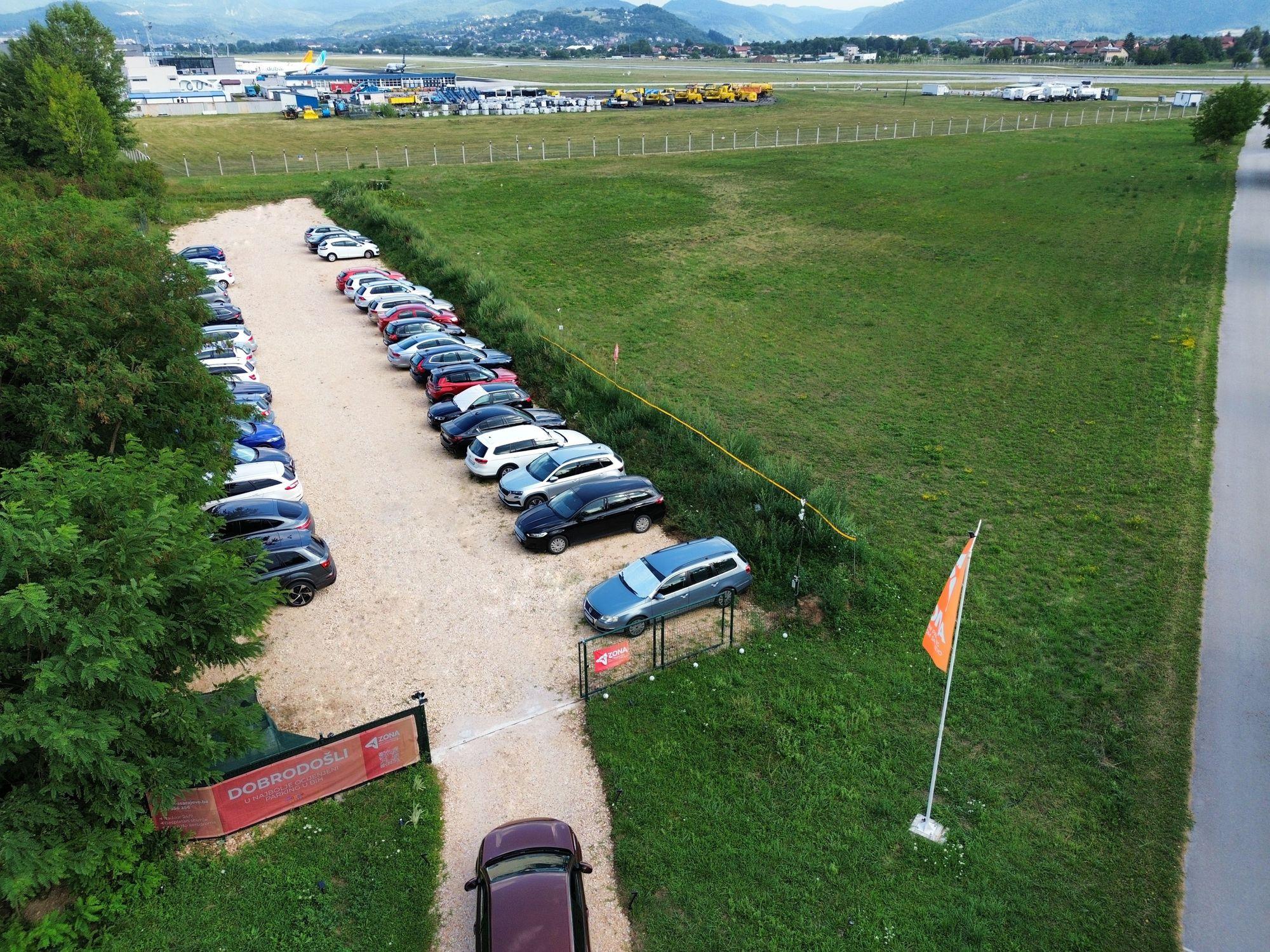 Parking aerodrom Sarajevo - ZONA parking — slika 1 od 8