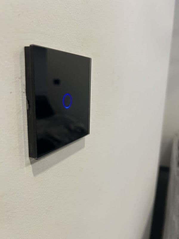 TECH WAVE touch jednopolni izmjenični prekidač- crna(komplet... — slika 3 od 8