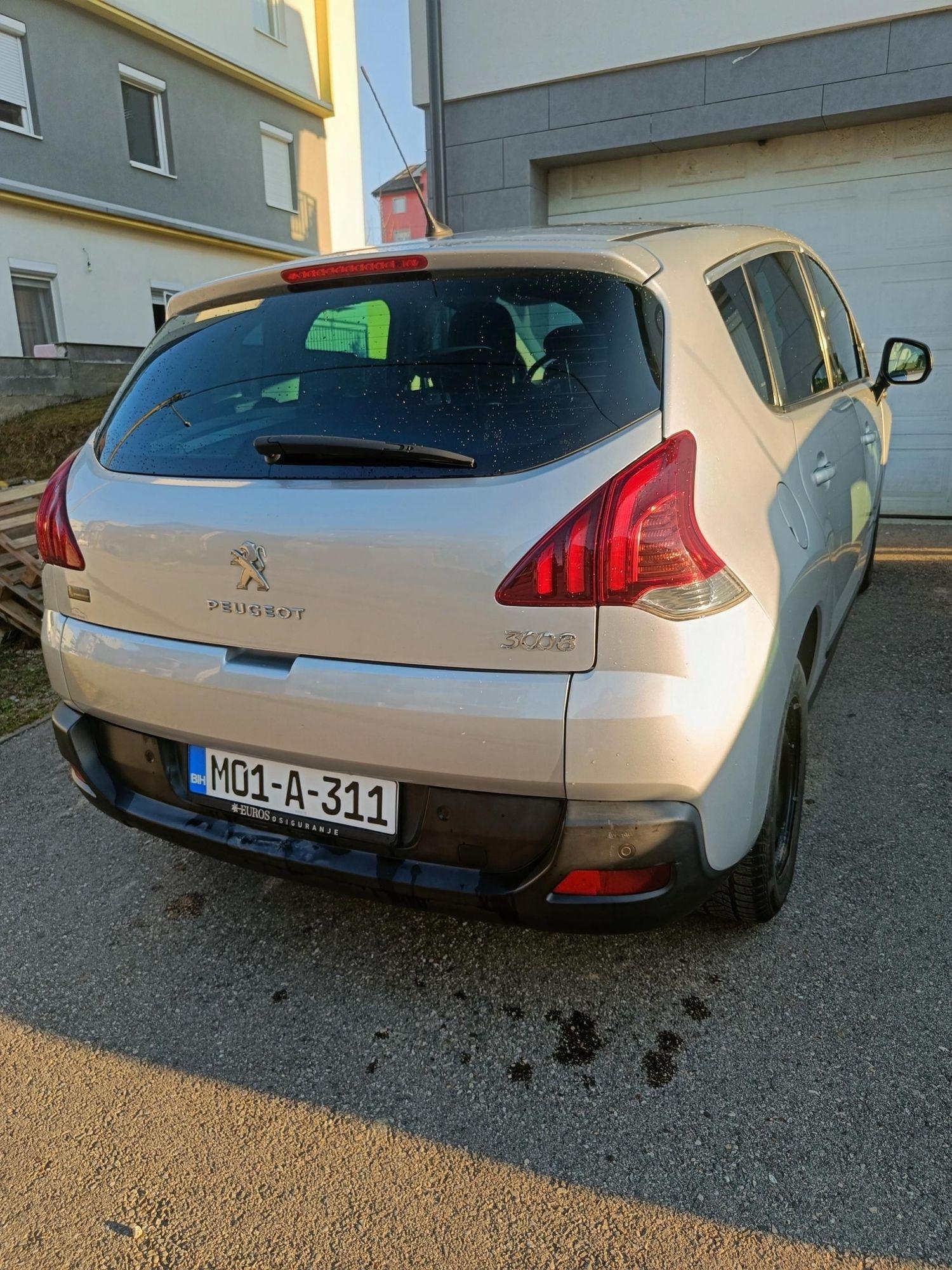 Peugeot 3008 — slika 5 od 10