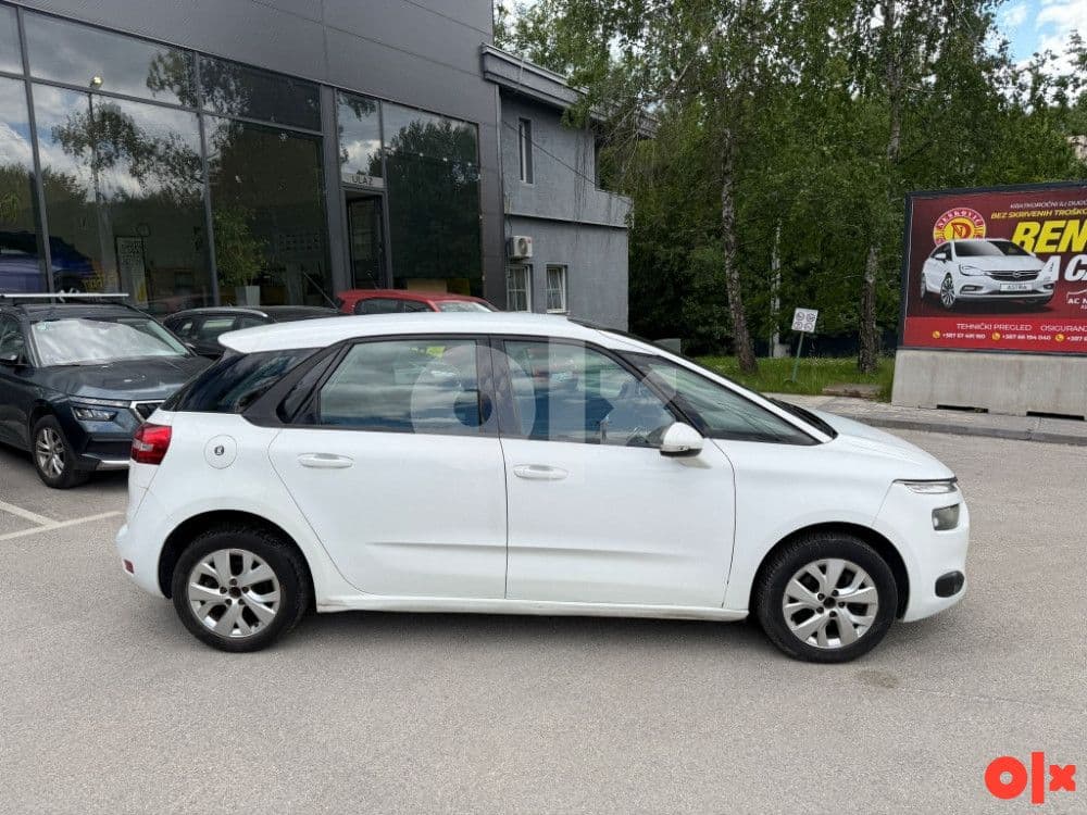 Citroen C4 Picasso 1.6 HDi 85kW Facelift — slika 4 od 16