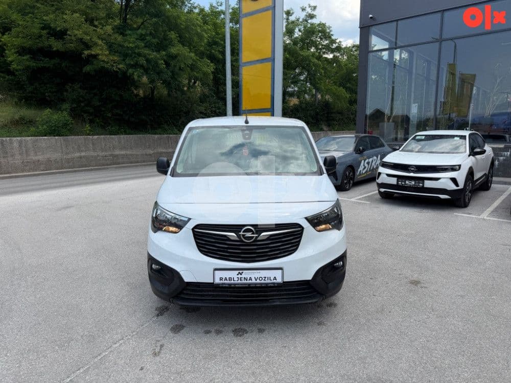 Opel Combo Van 1.5 BlueHDI 75kW 2022 — slika 3 od 13