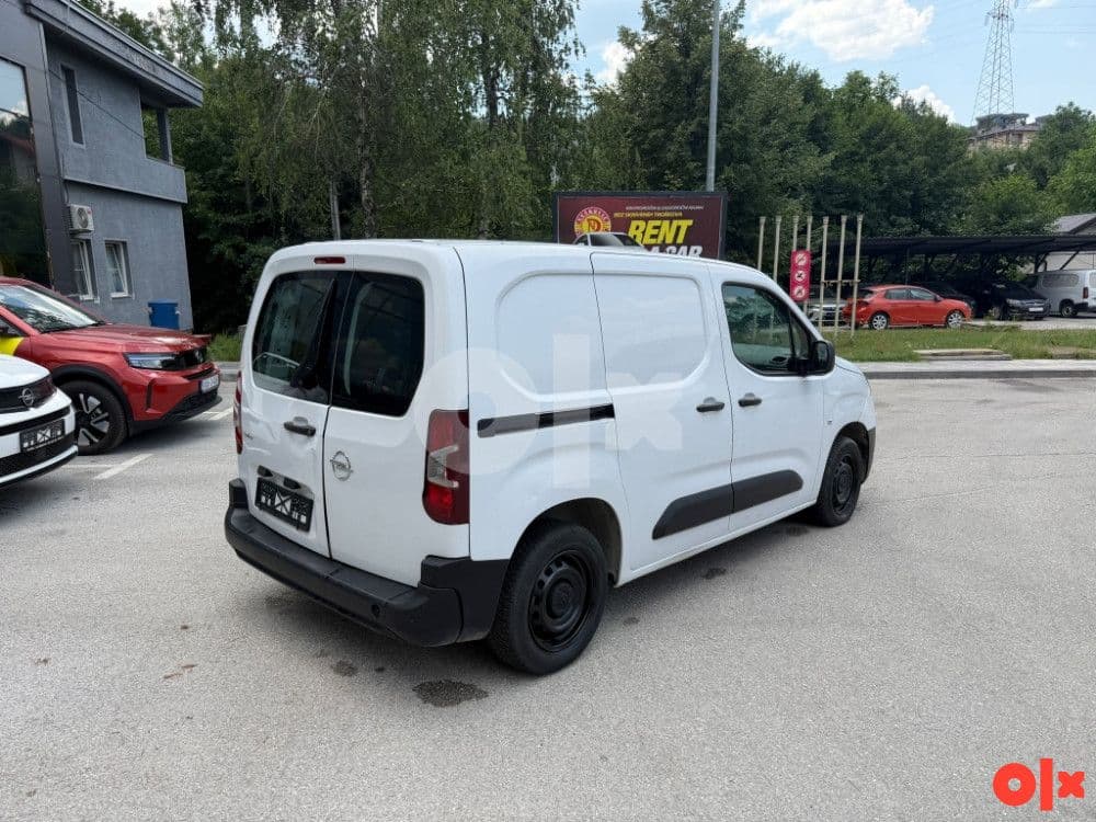 Opel Combo Van 1.5 BlueHDI 75kW 2022 — slika 10 od 13