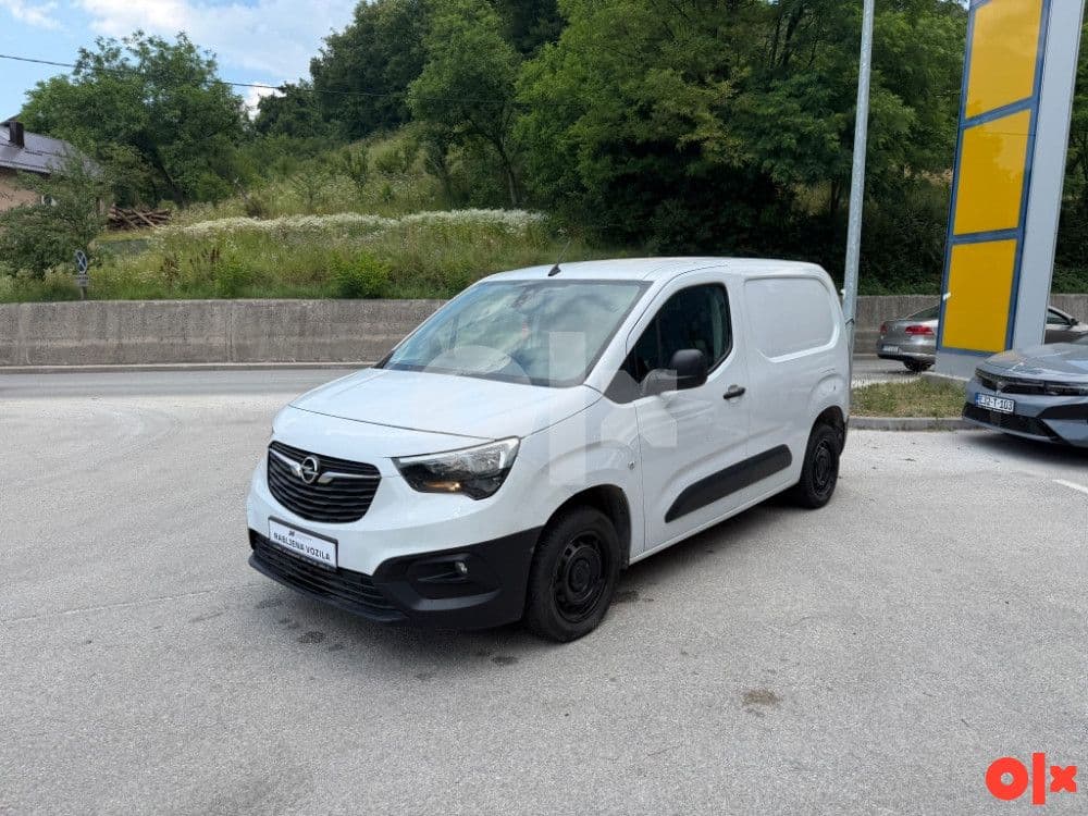 Opel Combo Van 1.5 BlueHDI 75kW 2022 — slika 2 od 13