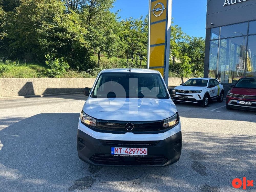 Opel Combo 1.5 Crew Van L2 75kW - 765kg nos. — slika 4 od 11