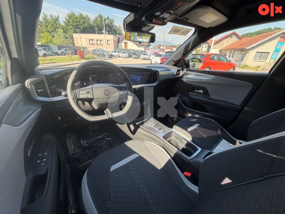 Opel Mokka Edition Hybrid 145 KS eDCT NAVI + ALU 17" — slika 11 od 14