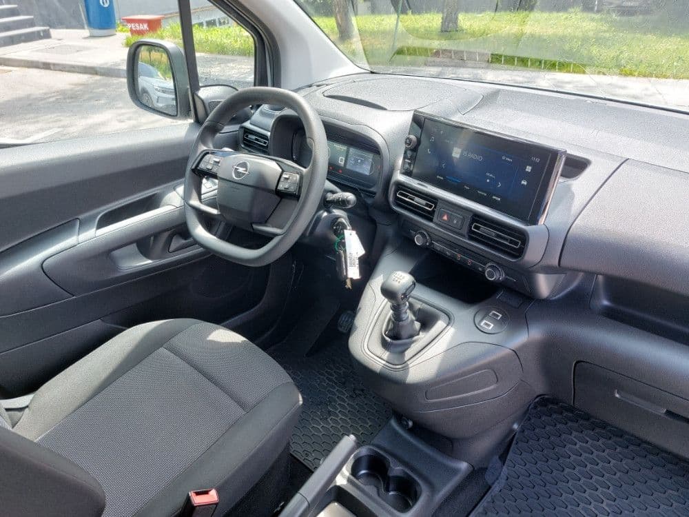 Opel Combo Cargo XL - 939kg - 1.5 100KS *DEMO VOZILO* — slika 12 od 17