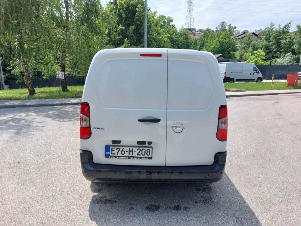 Opel Combo Cargo XL - 939kg - 1.5 100KS *DEMO VOZILO* — slika 7 od 17