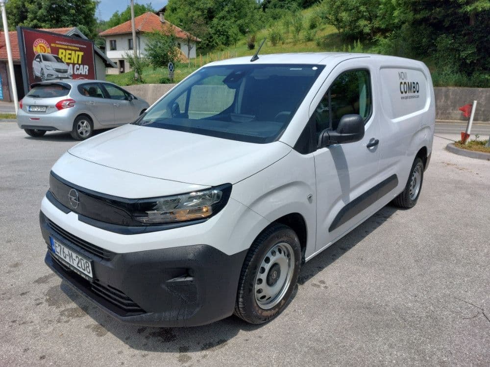 Opel Combo Cargo XL - 939kg - 1.5 100KS *DEMO VOZILO* — slika 4 od 17