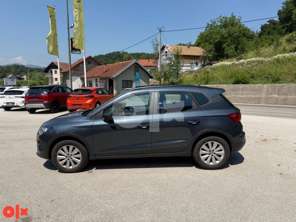 Seat Arona Style 1.0 TSI 110KS BiH porijeklo — slika 4 od 11